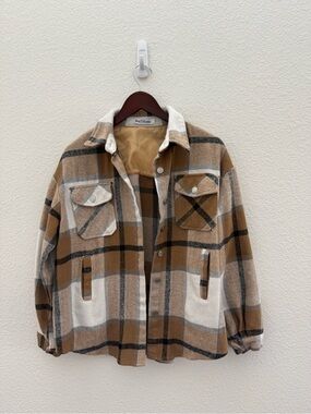 BouTiKome Women's Brown Plaid Shacket Jacket